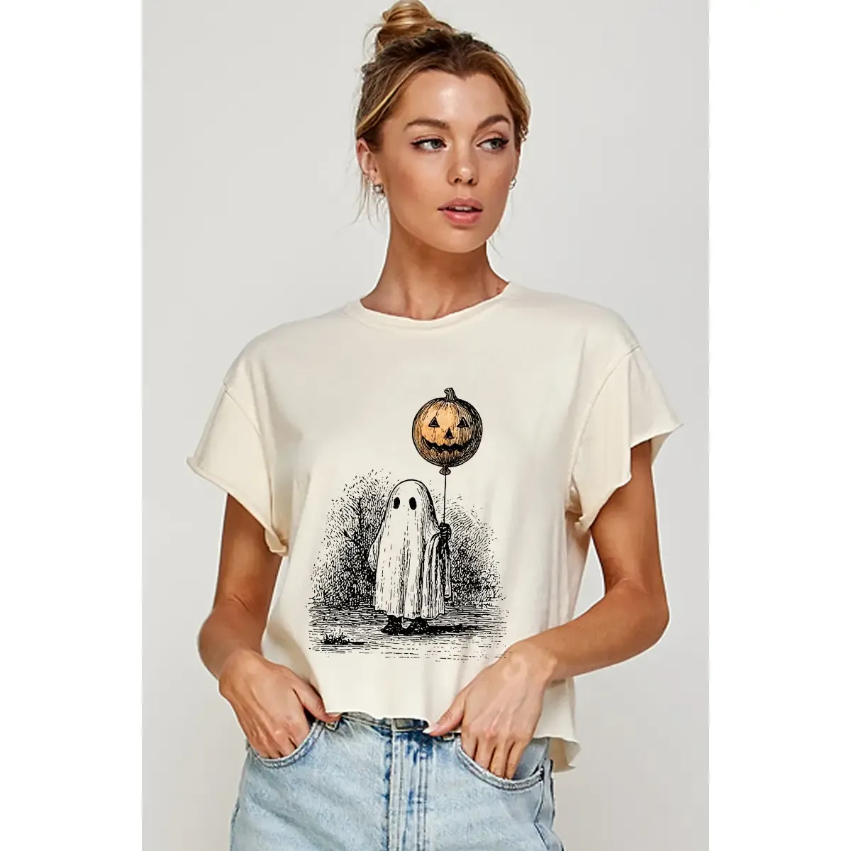 Ghost with Pumpkin Balloon Cropped Tee