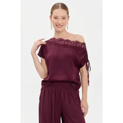 NAKED ZEBRA Wine Off Shoulder Lace Trim Top