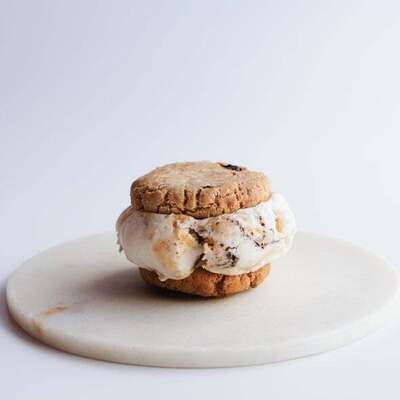 Four All Ice Cream - Coco Caramel Chip Vegan Sammie - LOCAL
