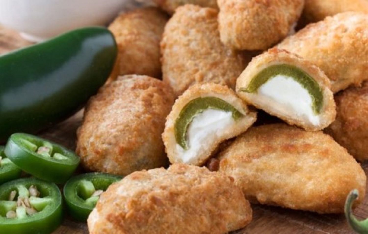 Jalapeno Cheese Poppers - 8 Pack with Sauce