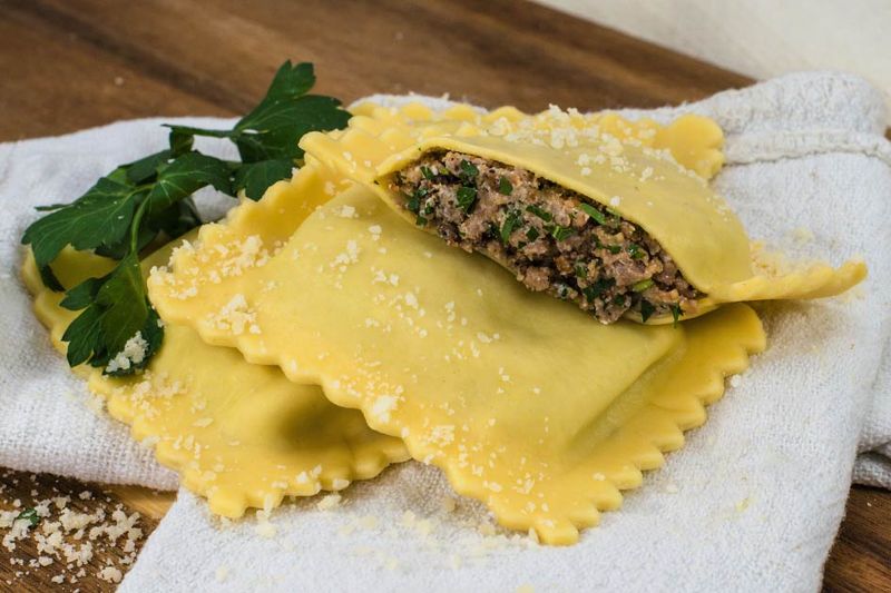 Barolo &amp; Braised Beef Ravioli - 375g