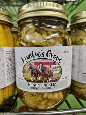 Auntie's Grove Kickin Pickles 500ml - Local