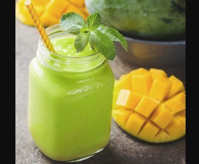Matcha Mango Smoothie