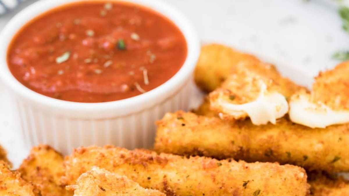 Mozzarella Cheese Sticks