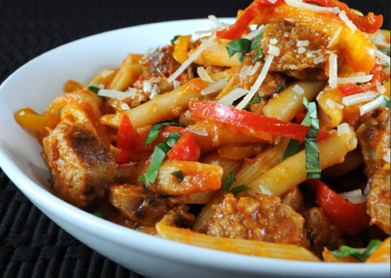 Sausage &amp; Peppers Penne Heat &amp; Serve