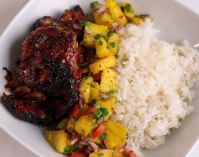 Jerk Chicken &amp; Pineapple Rice - Heat &amp; Serve Grocery Garden Originals
