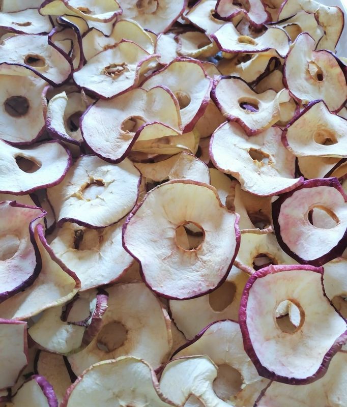 Apfel mit Schale, 100g