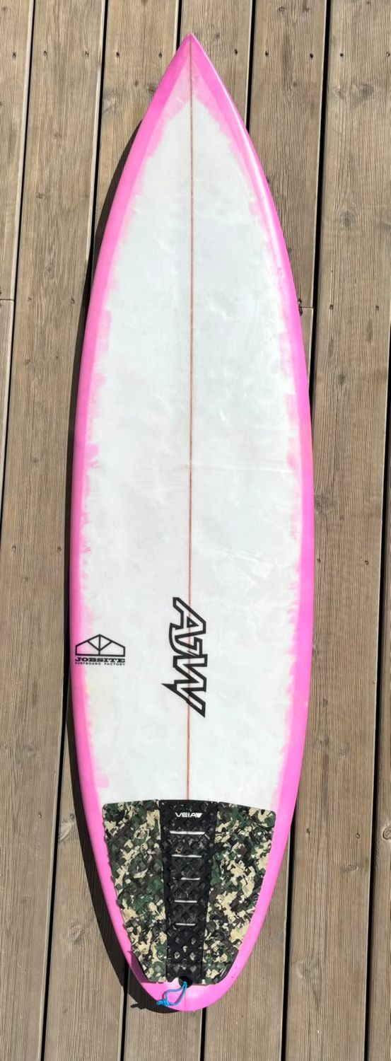 5'10" x 18.71" x 2.30" - 26.6L