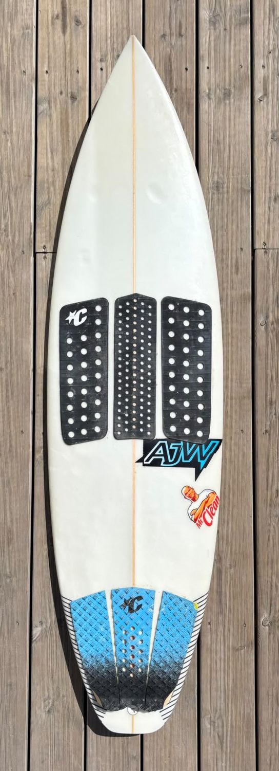 5'10" x 18.75" x 2.28" - 26.6L