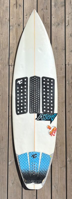 5'10" x 18.75" x 2.28" - 26.6L