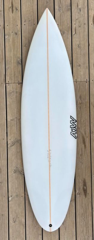 6'1" x 19.75" x 2.5" - 31L