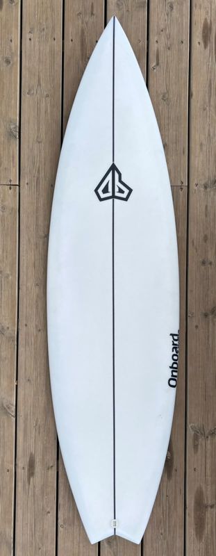 5'8" x 18.38" x 2.25" - 25.8L