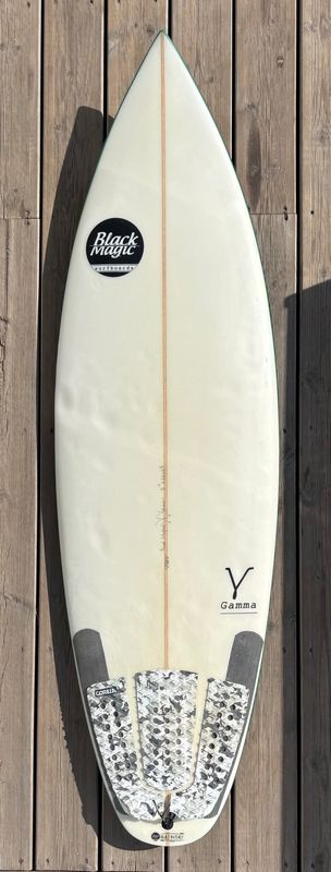 5'9" x 20" x 2 1/2" - 30.5L