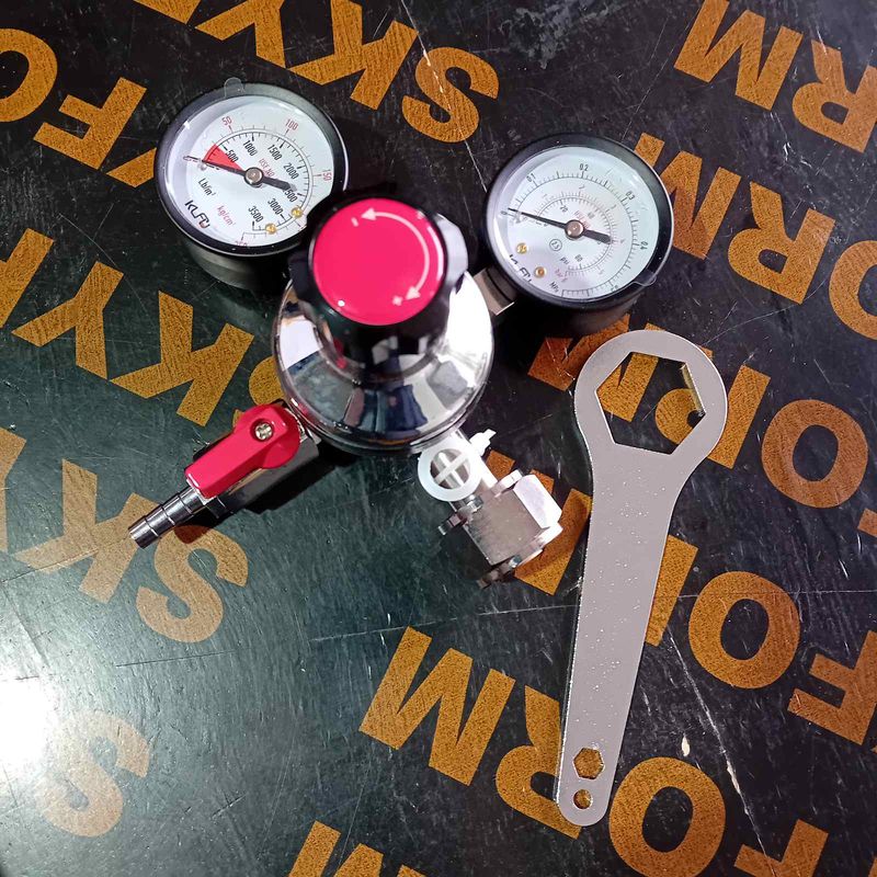 Редуцир вентил единичен със спирателен кран и щуцер Редуцир вентил единичен със спирателен кран и щуцер