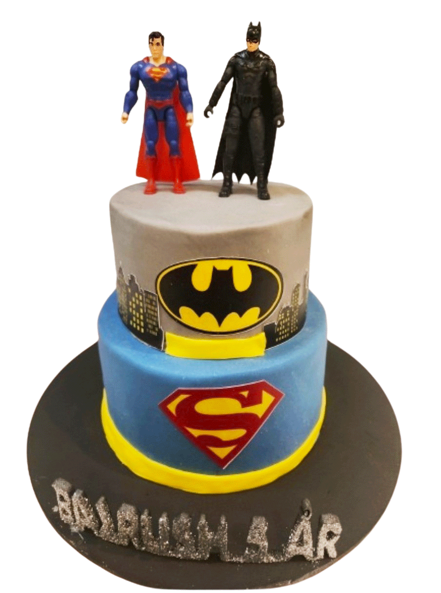 Batman &amp; superman 2 vånings tårta