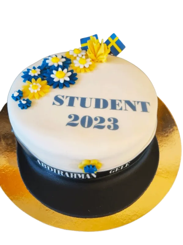 Student tårta med namn på mössa