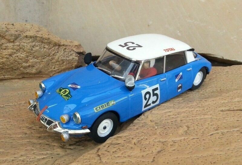 Citroën HY Assistence / Citroën DS19