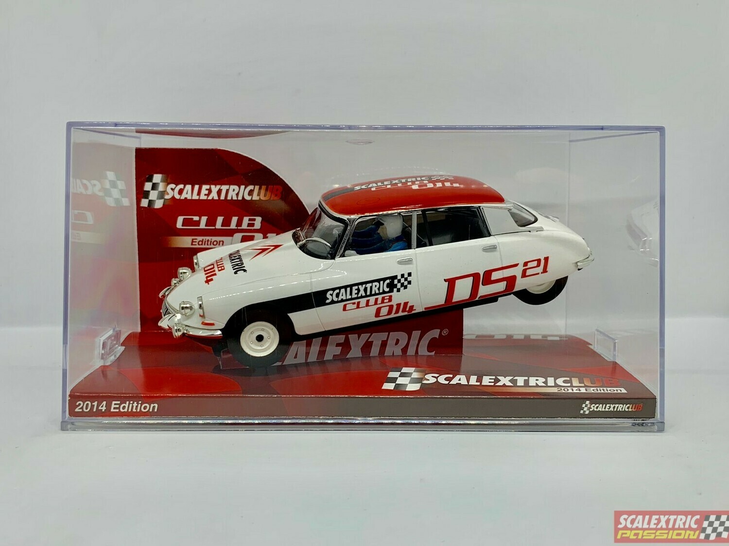 Citroën DS19 club Scalextric 2014