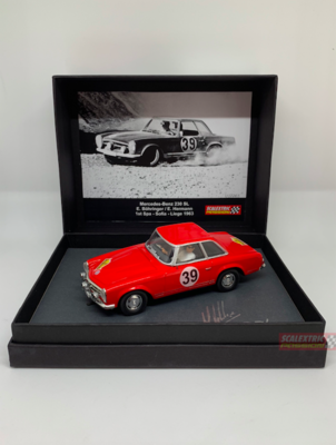 Mercedes-Benz 230 SL