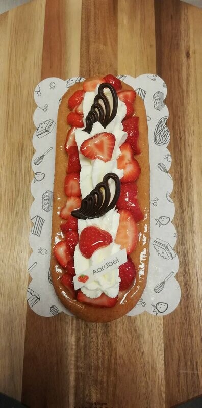 Slof met verse aardbeien (Seizoen)