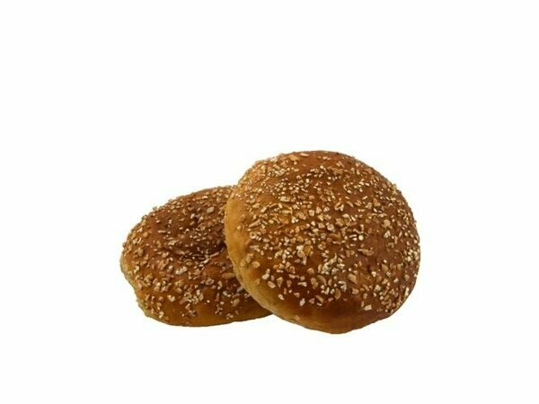 Bruin meergranen spelttarwebolletje met zonnebloempitten (Speltbolletjes)
