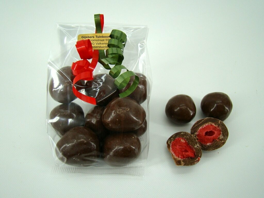 melk chocolade & aardbei