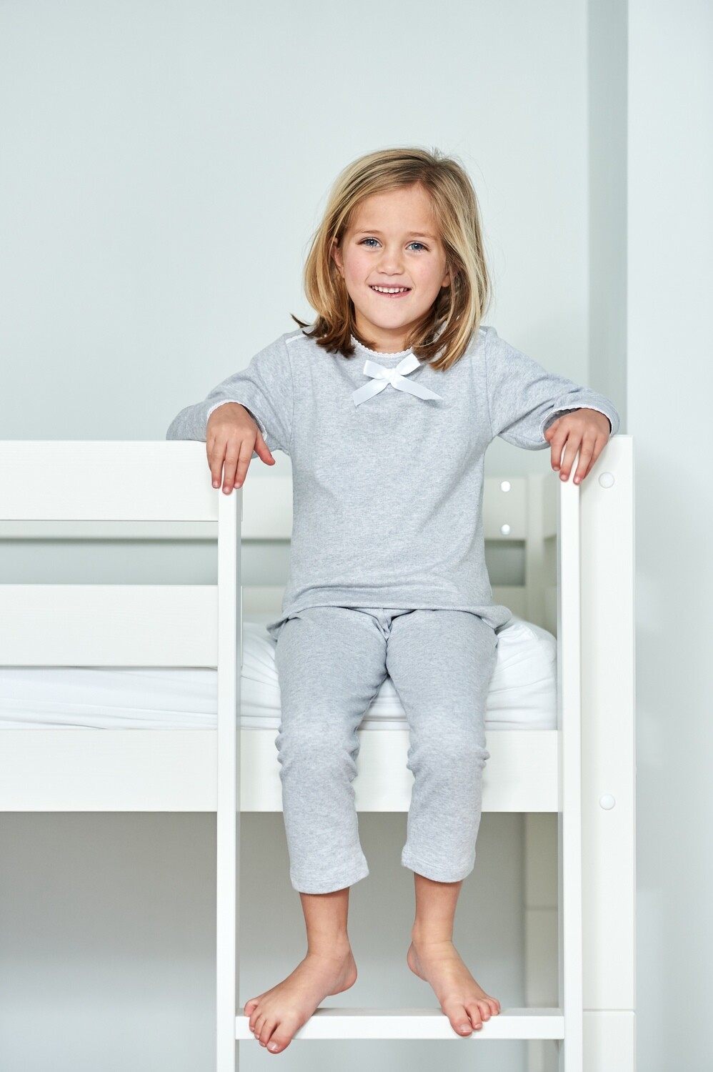 Chloé W grey + white