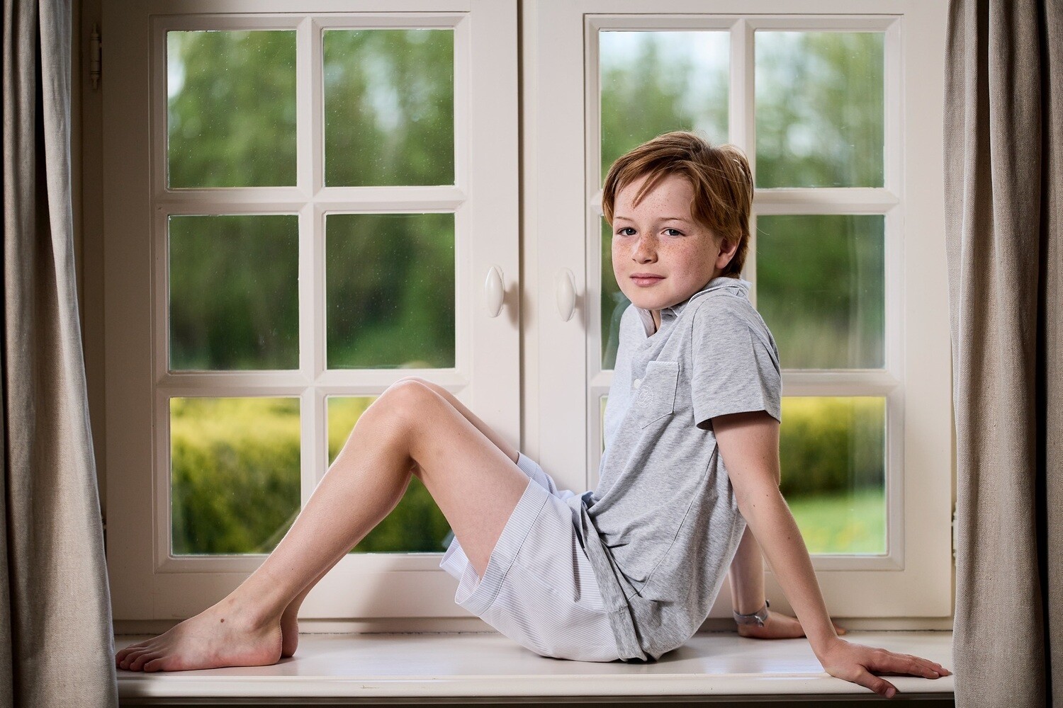 Maxime short stripes light grey