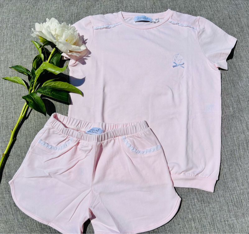 Sweet Short rose