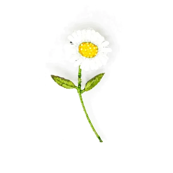 TRO White Daisy Brooch Pin