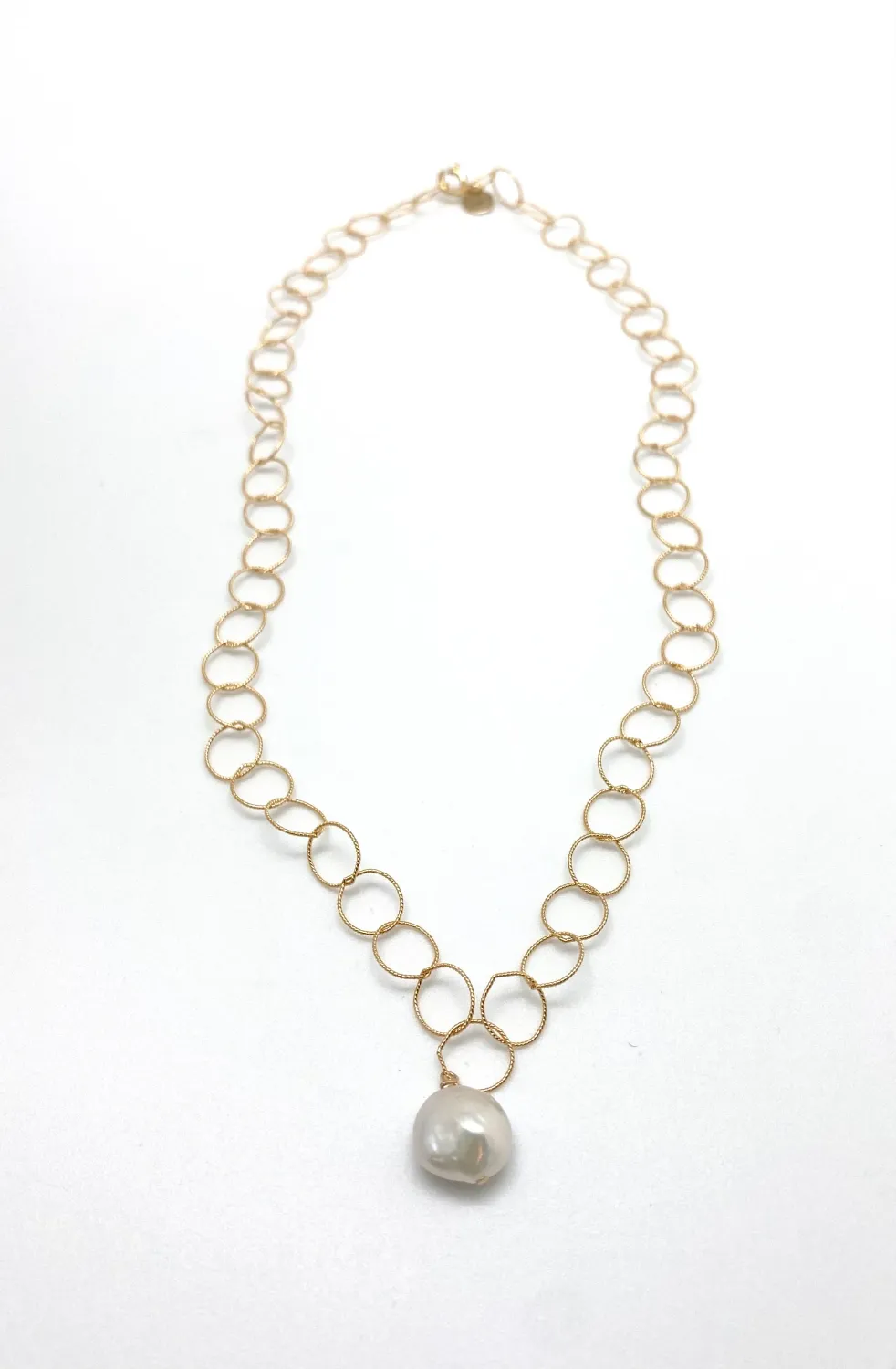 ID Elsa Short Gold &amp; Pearl Necklace