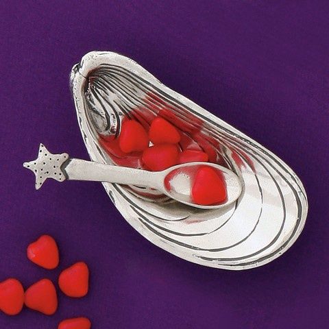 BS Mussel Shell Salt Cellar w/Spoon