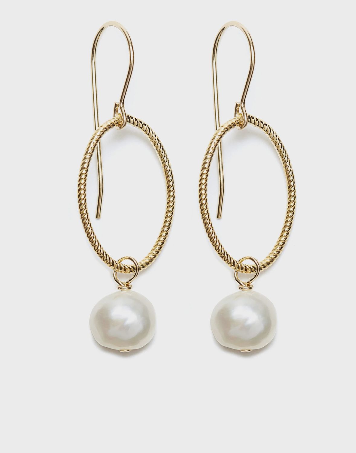 ID Annika Gold/White Pearl Earring