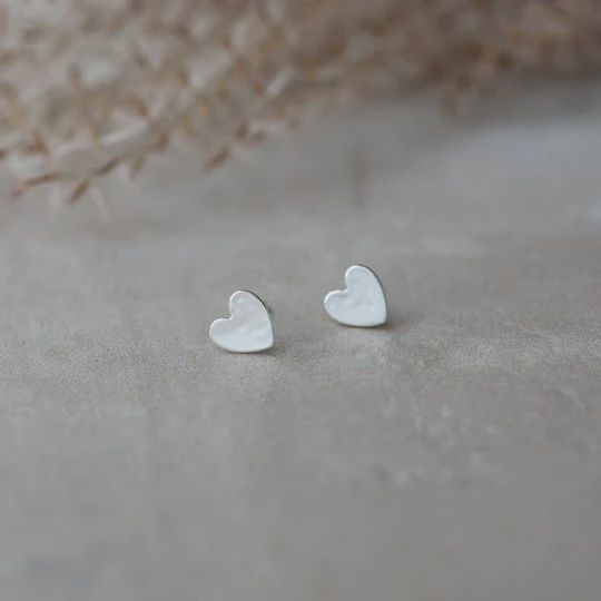 GJ Silver Heart Stud Earrings