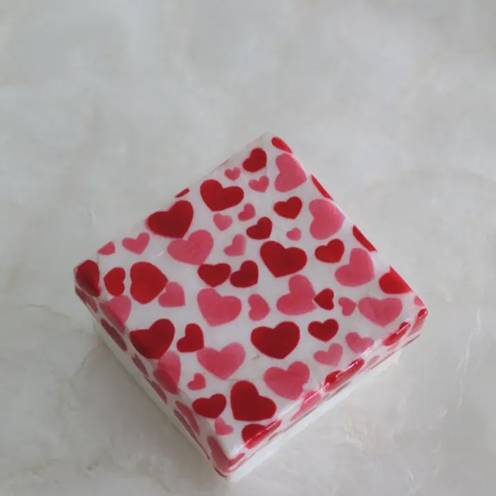 DG Mini Heart Box