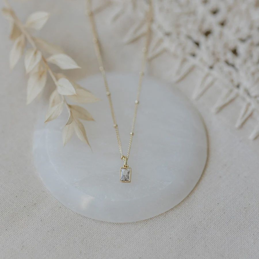 GJ Clear Gold Glim Necklace