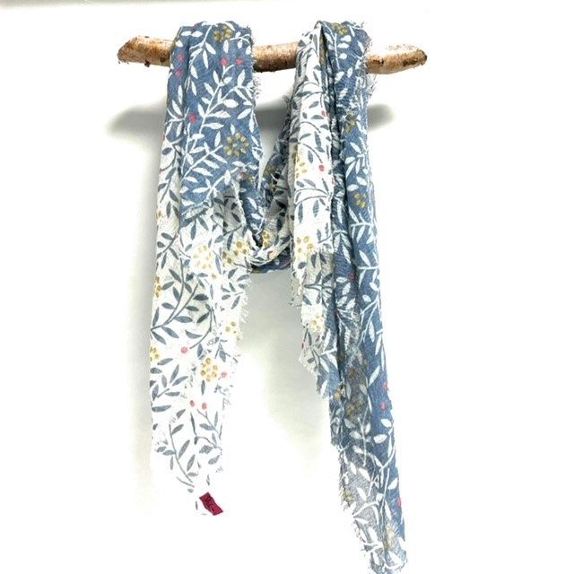 SI Blue Vine/Flower Bud Scarf
