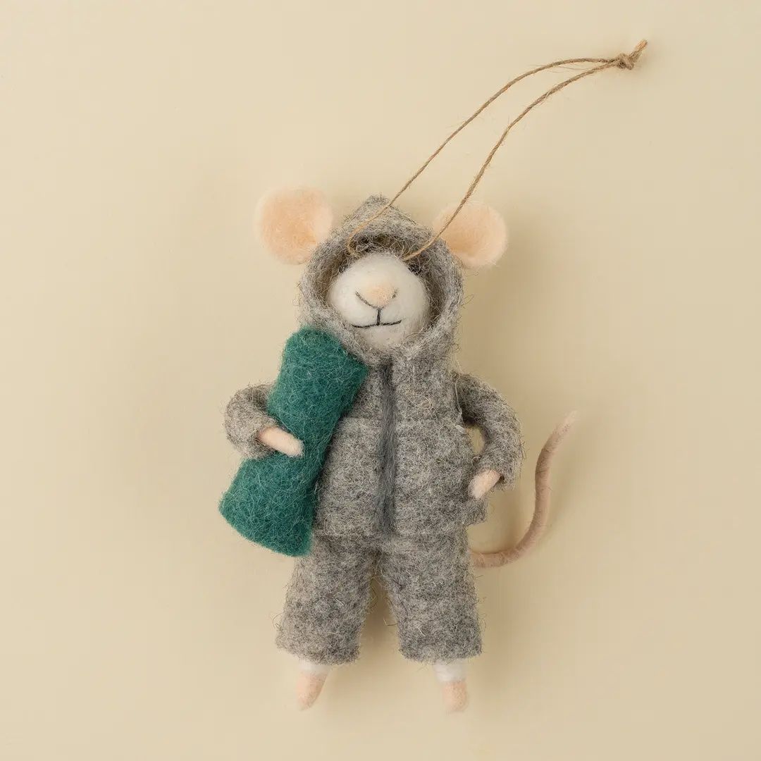IT Athleisure Alex Mouse Ornament