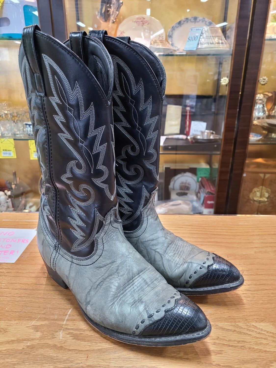 Laredo Boots2