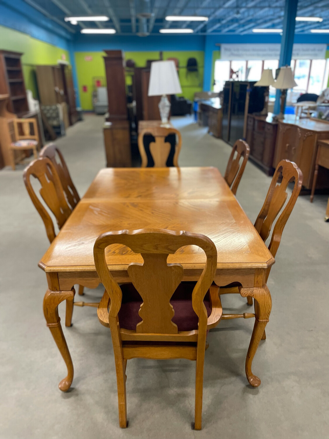 Solid Oak Table w/ 6 Chairs