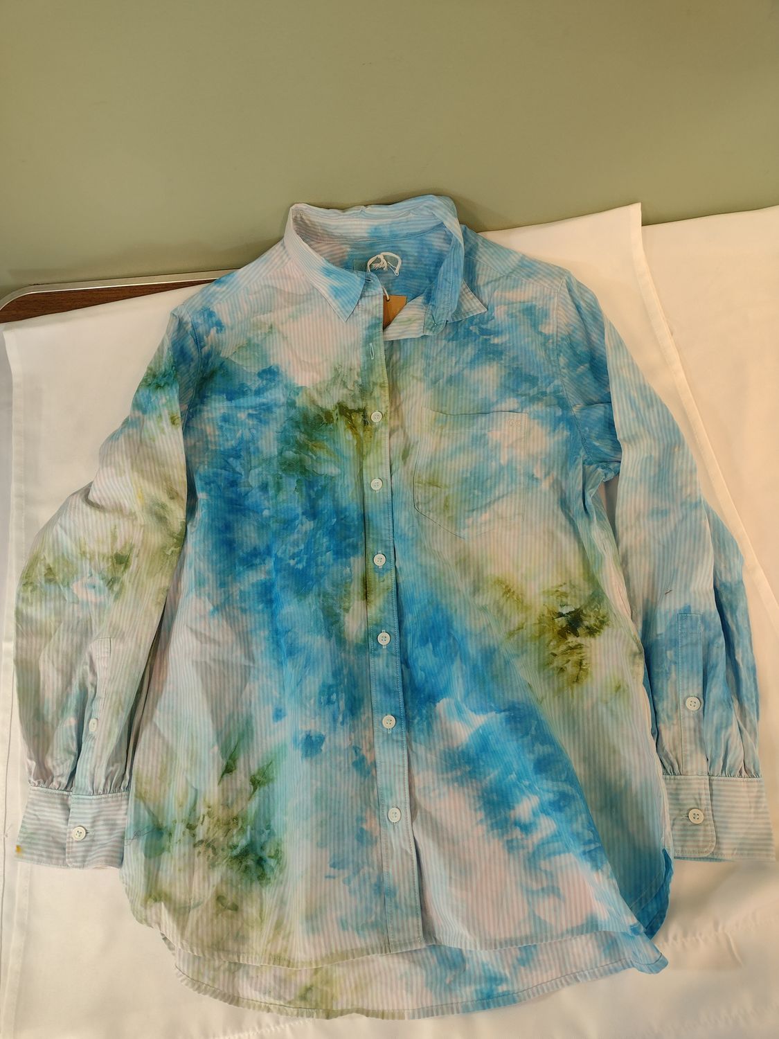 Outerknown Button Down Shirt Blue/Green Tie Dye Pattern - S