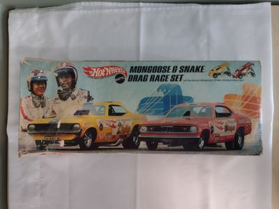 1969 Hot Wheels Mongoose &amp; Snake Drag Race Set