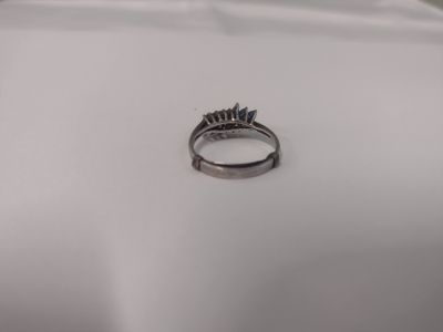 925 Silver With Ring Guard - White &amp; Dark Blue Stones