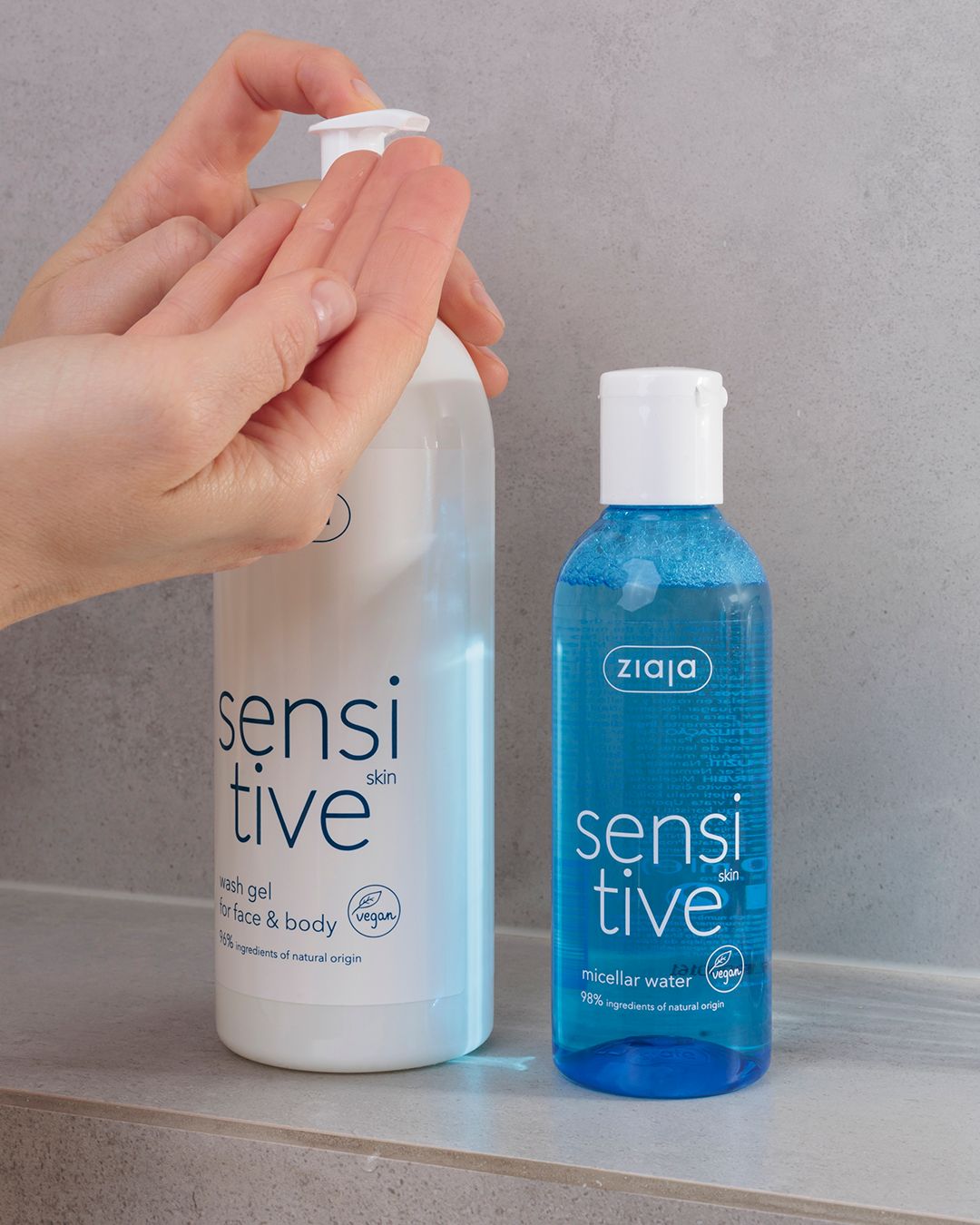Ziaja SENSITIVE SKIN cremiges Waschgel für Gesicht und Körper 400ml