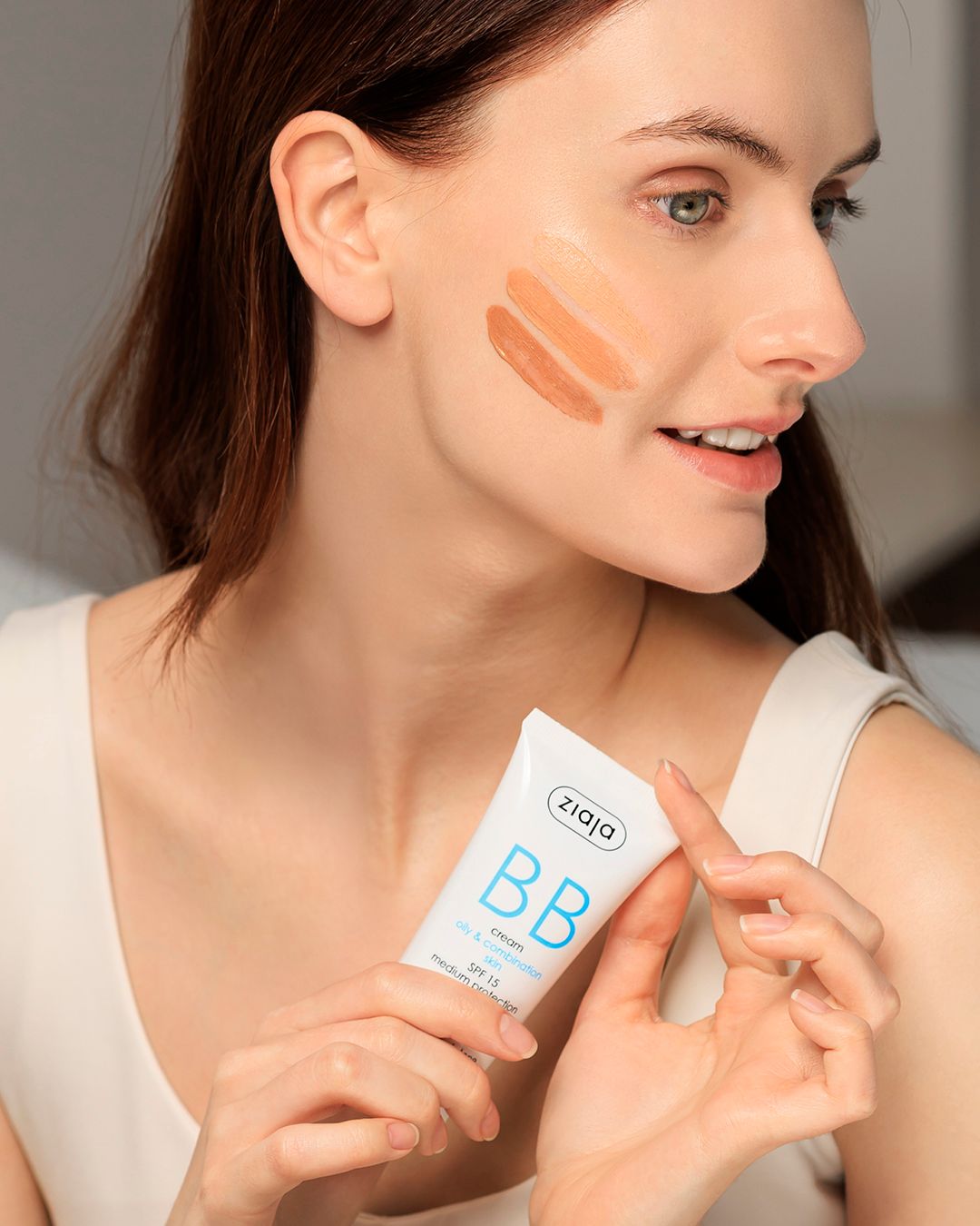 Ziaja BB Creme für trockene und empfindliche Haut - dunkel/Pfirsich + LSF 15 - 50ml