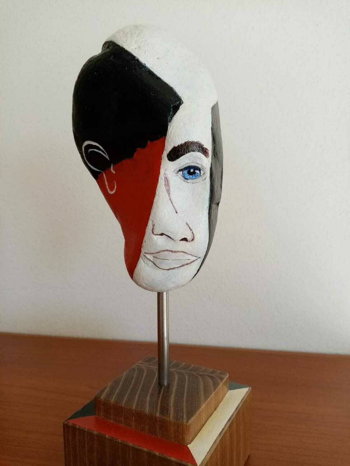 LA MASCHERA  PIEDE