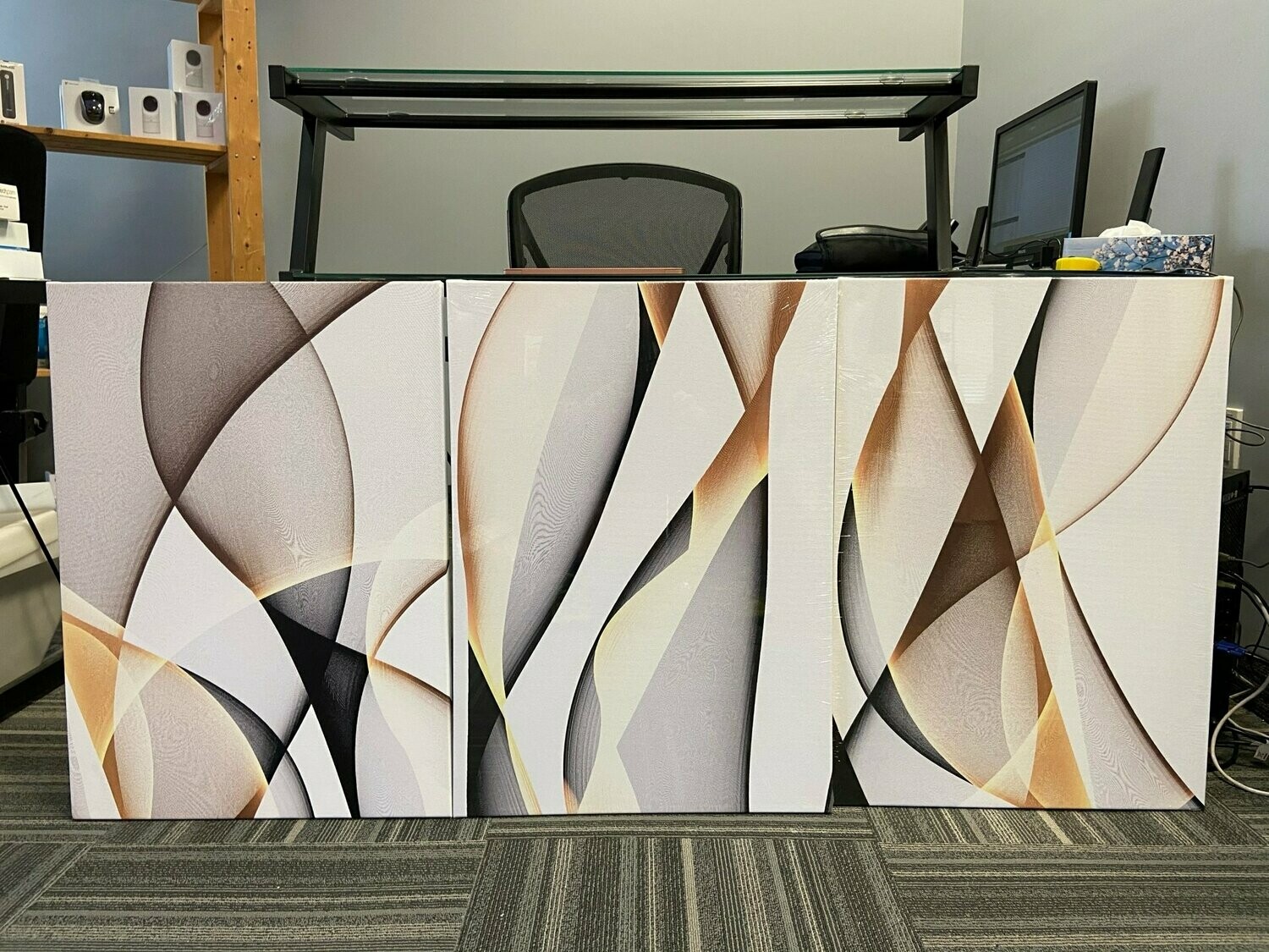 stretched canvas - 20" x 28"