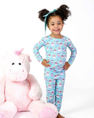 Lev Baby &quot;Emily&quot; 2 pc . lounge set  with Unicorns/Easter basket