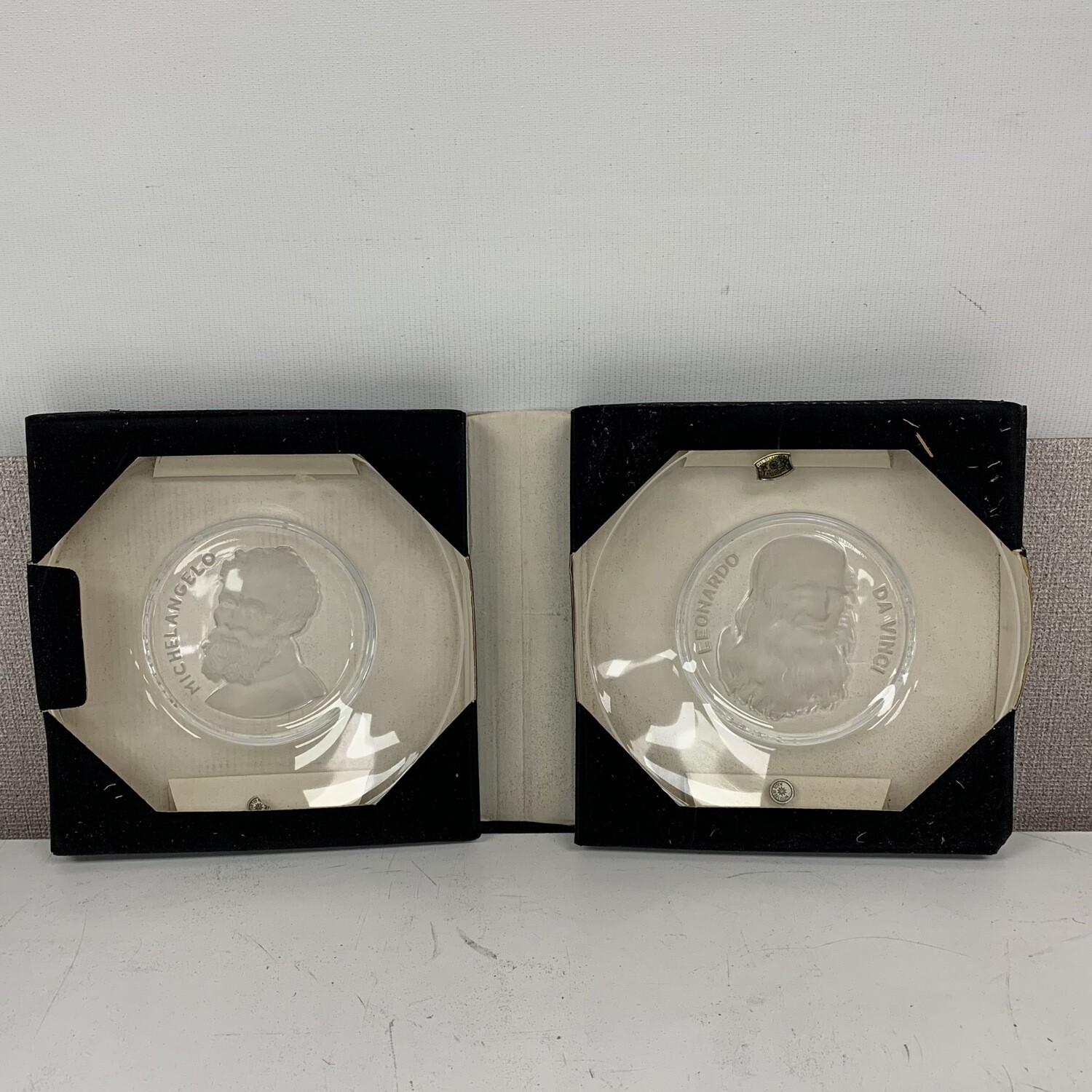 Old Masters Val St. Lambert Crystal Plates(Da Vinci & Michel Angelo)