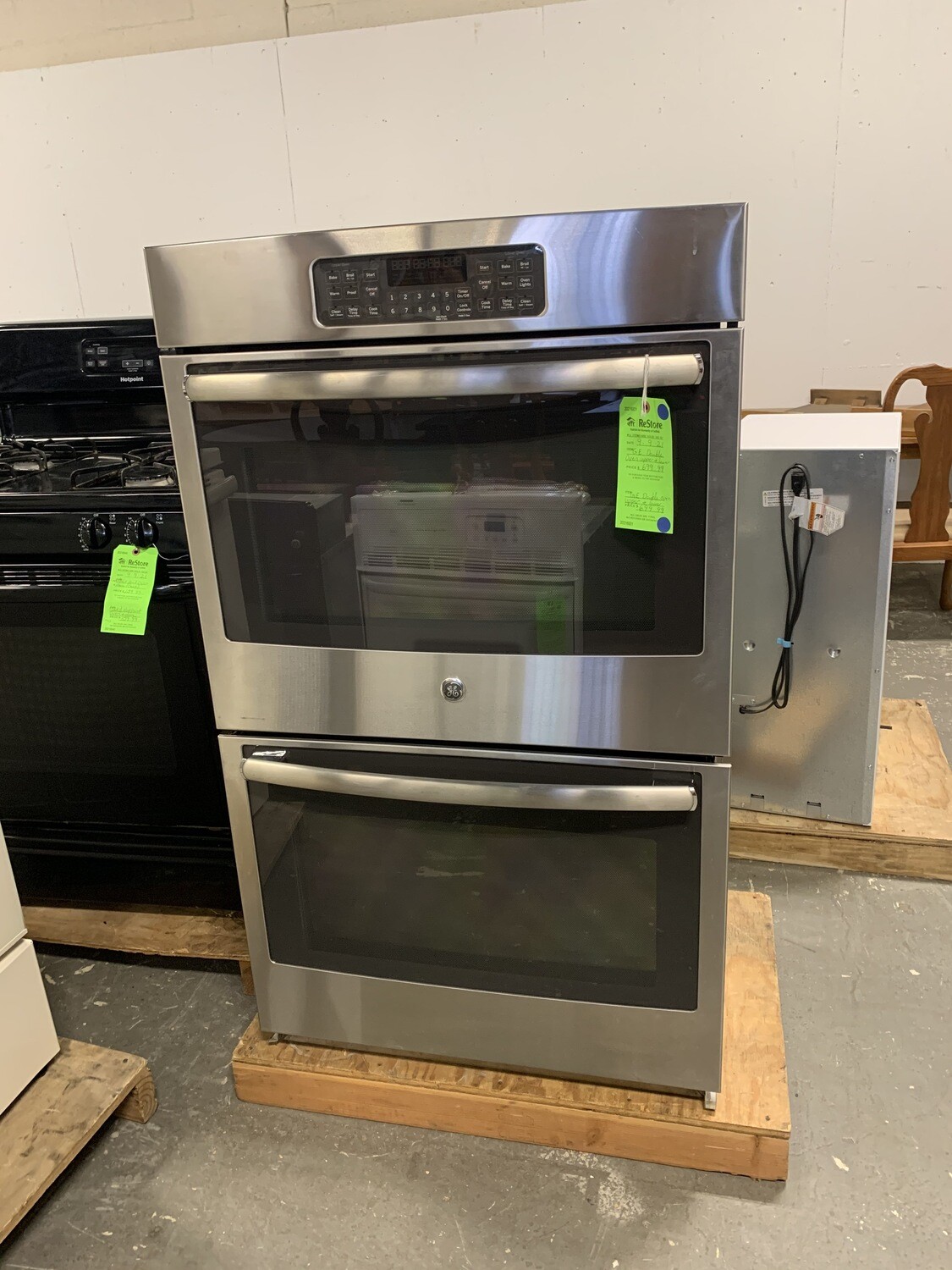 GE Double Oven Upper & Lower 